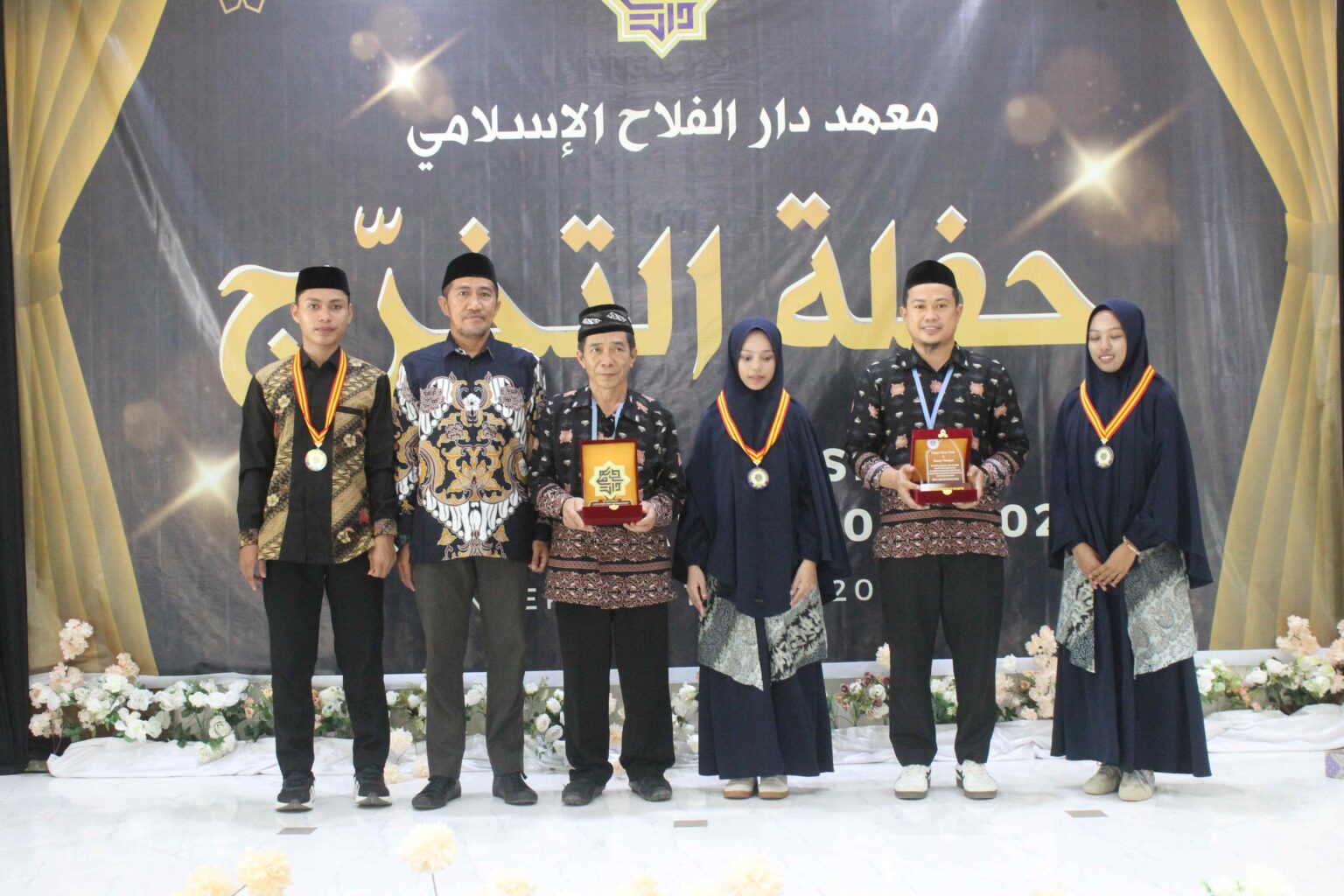 wisuda 2
